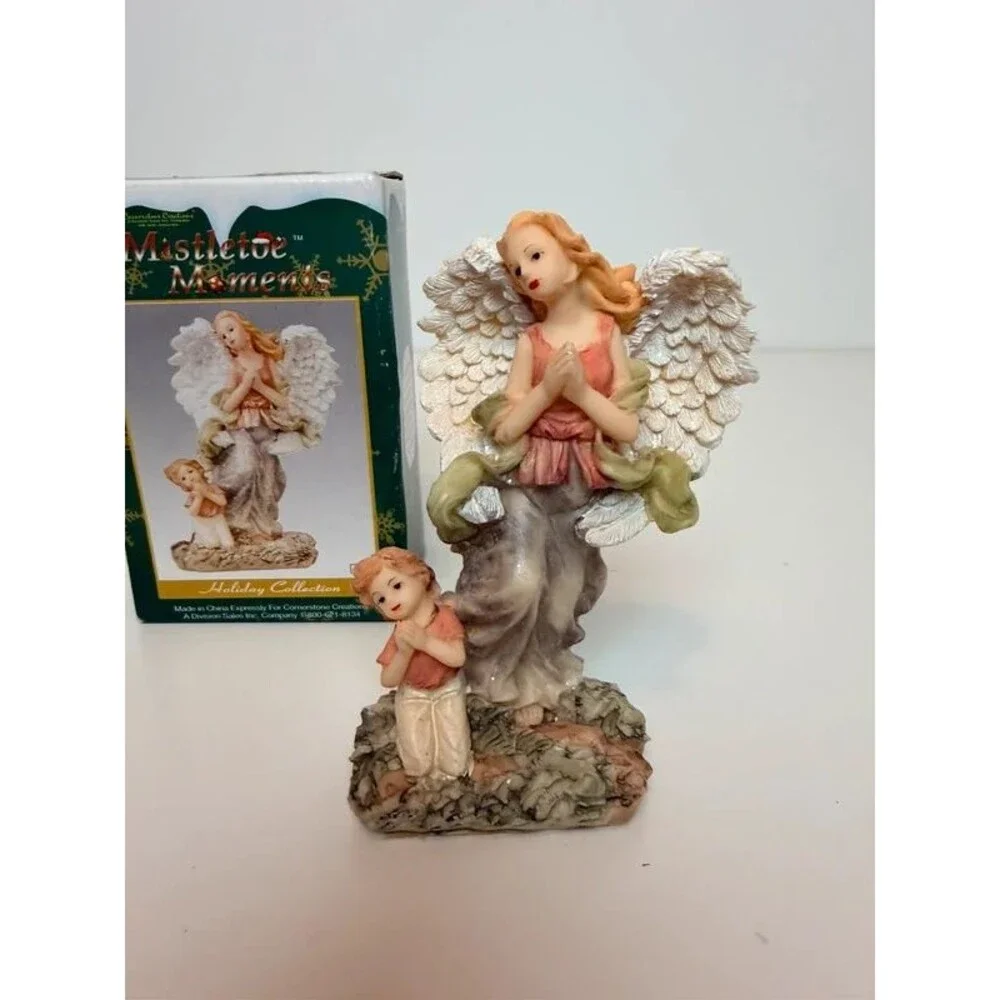 2000 Cornerstone Creations Mistletoe Moments Angel & Child Praying Figurine